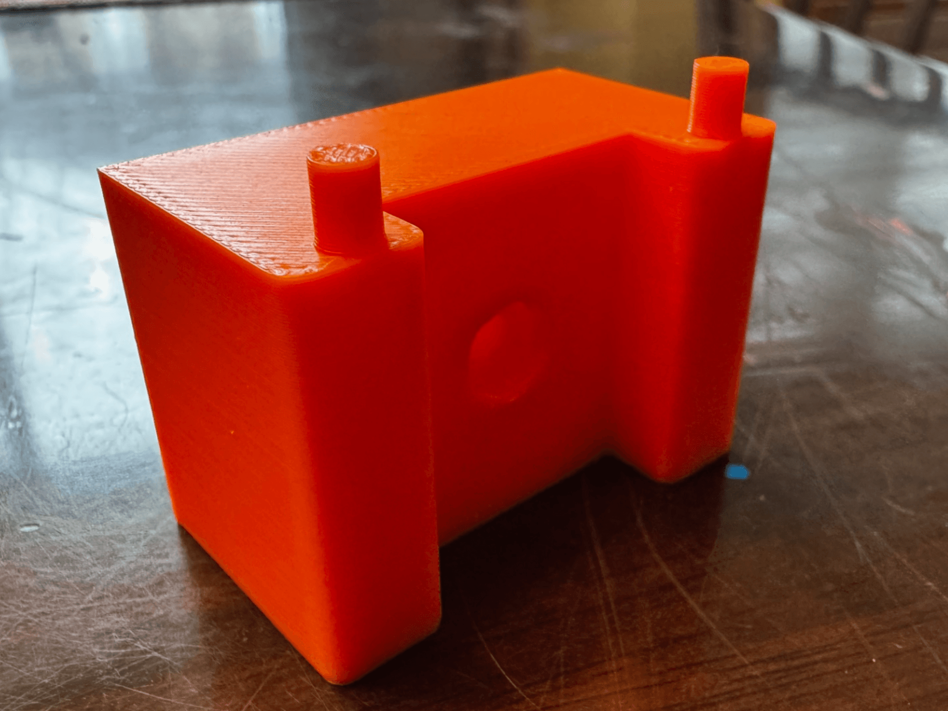 MCL39 Technic Vertical Wall Mount
