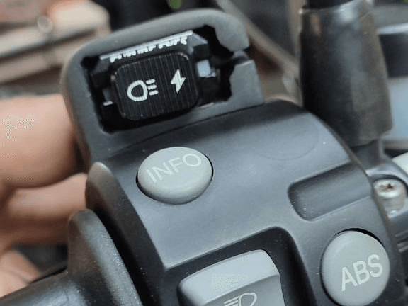 r1200gs handle space for FutureEYES wired remote