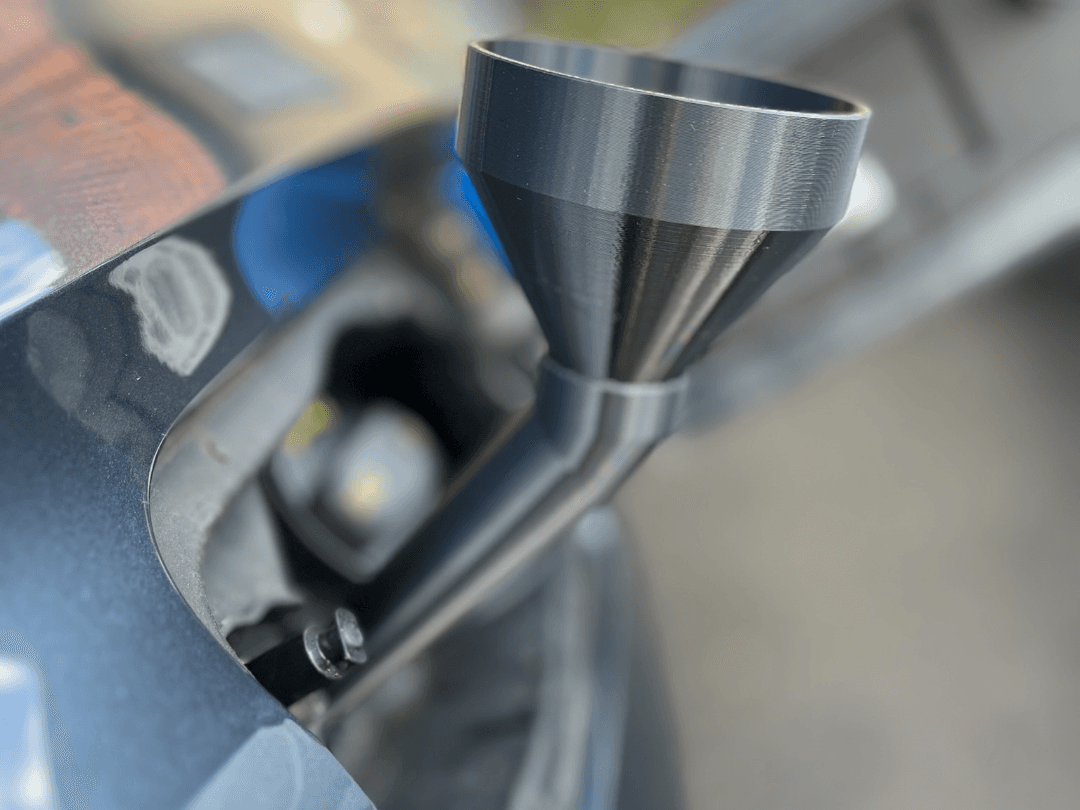 Modularer Trichter für AdBlue & Wischwasser