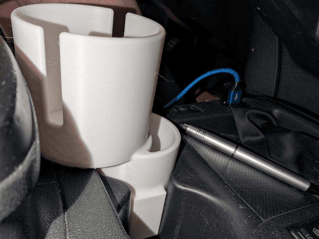 Gen 1 Nissan Leaf Expanded 64oz Cupholder