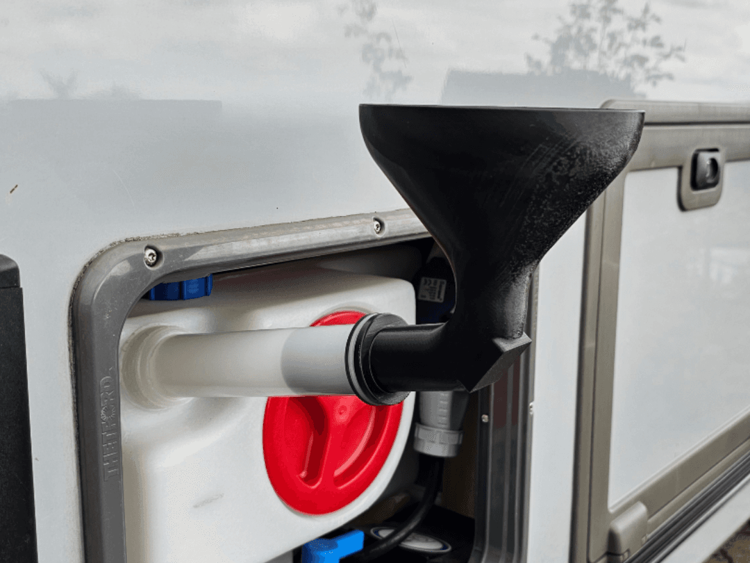 Knaus Servicebox Einfülltrichter