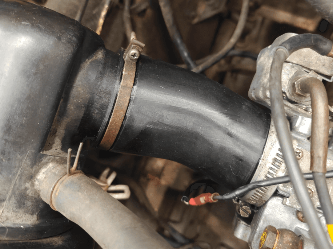 Suzuki SJ410 / Samurai air intake pipe