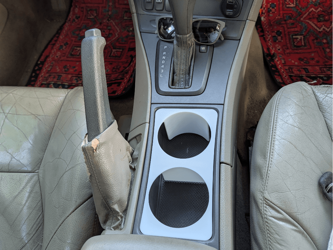 Volvo V70 P2 2000-2008 Center Console Cupholder
