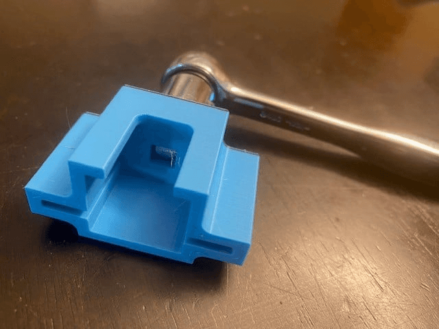 Hyundai Ioniq Low Beam Bulb Change Tool (ratchetz)