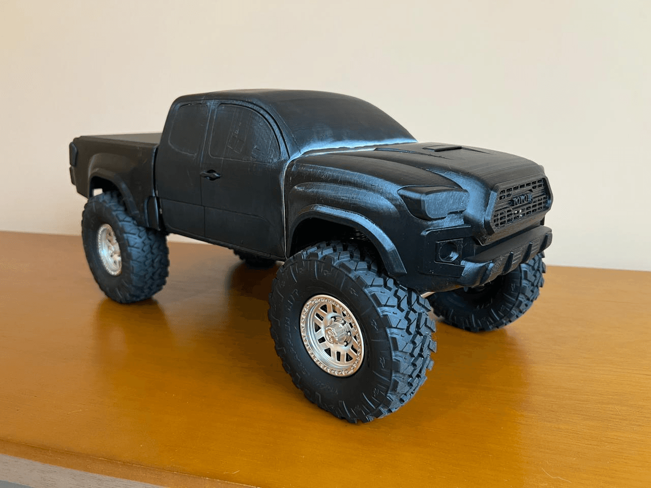 1/10 Toyota Tacoma RC Body - 313mm Wheelbase