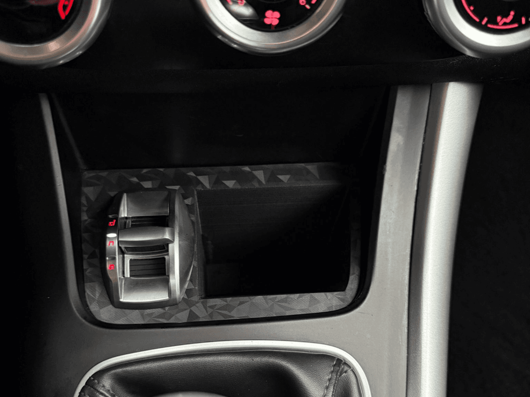 porta cellulare alfa romeo giulietta tasto dna