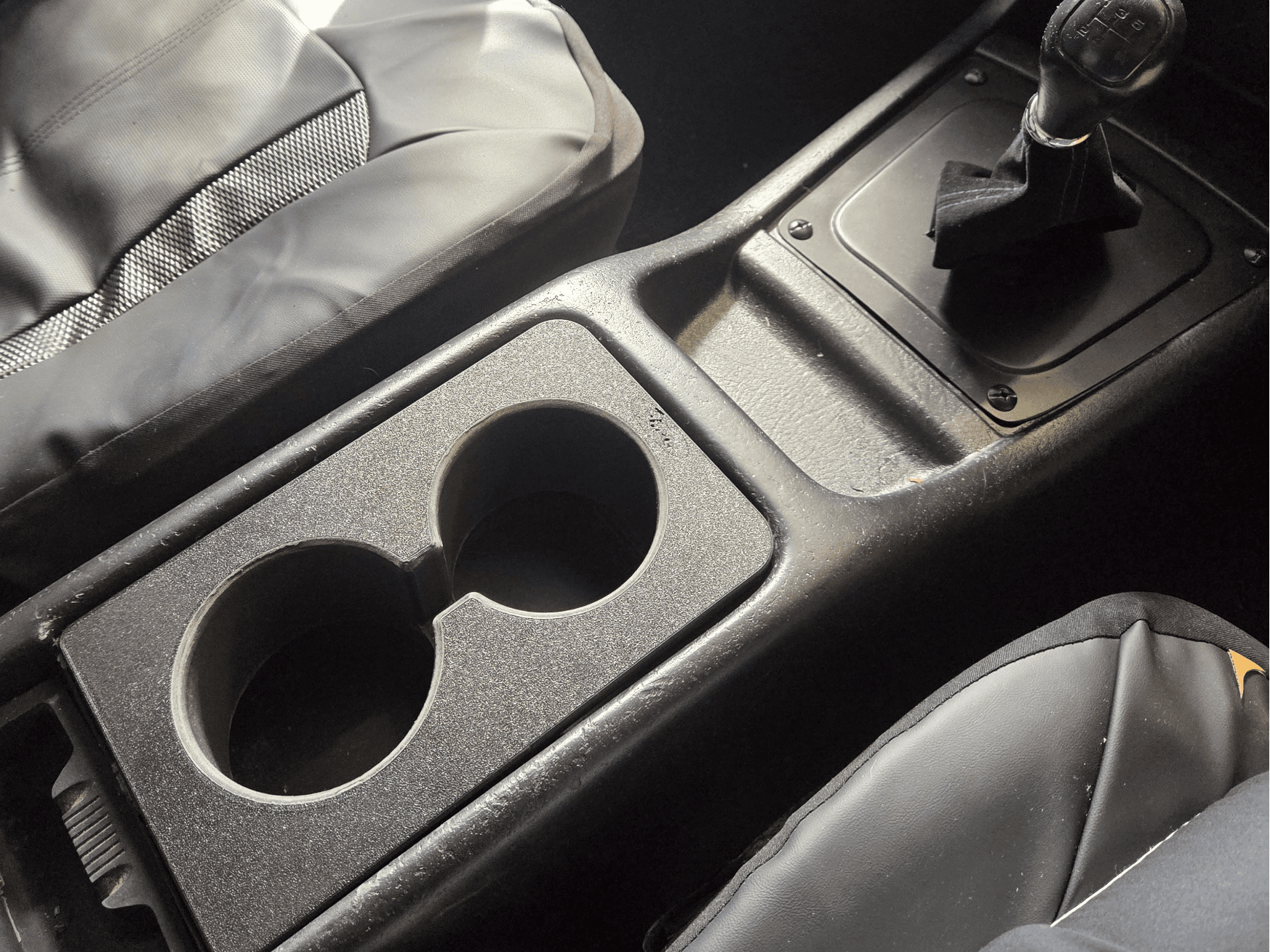 Ford Falcon XG Cupholder 