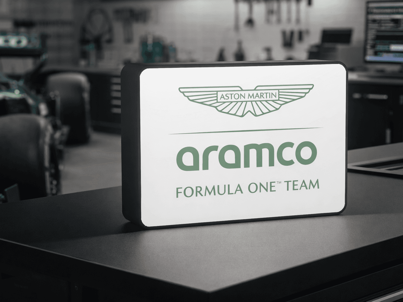 Aston Martin Aramco F1 2026 Lamp