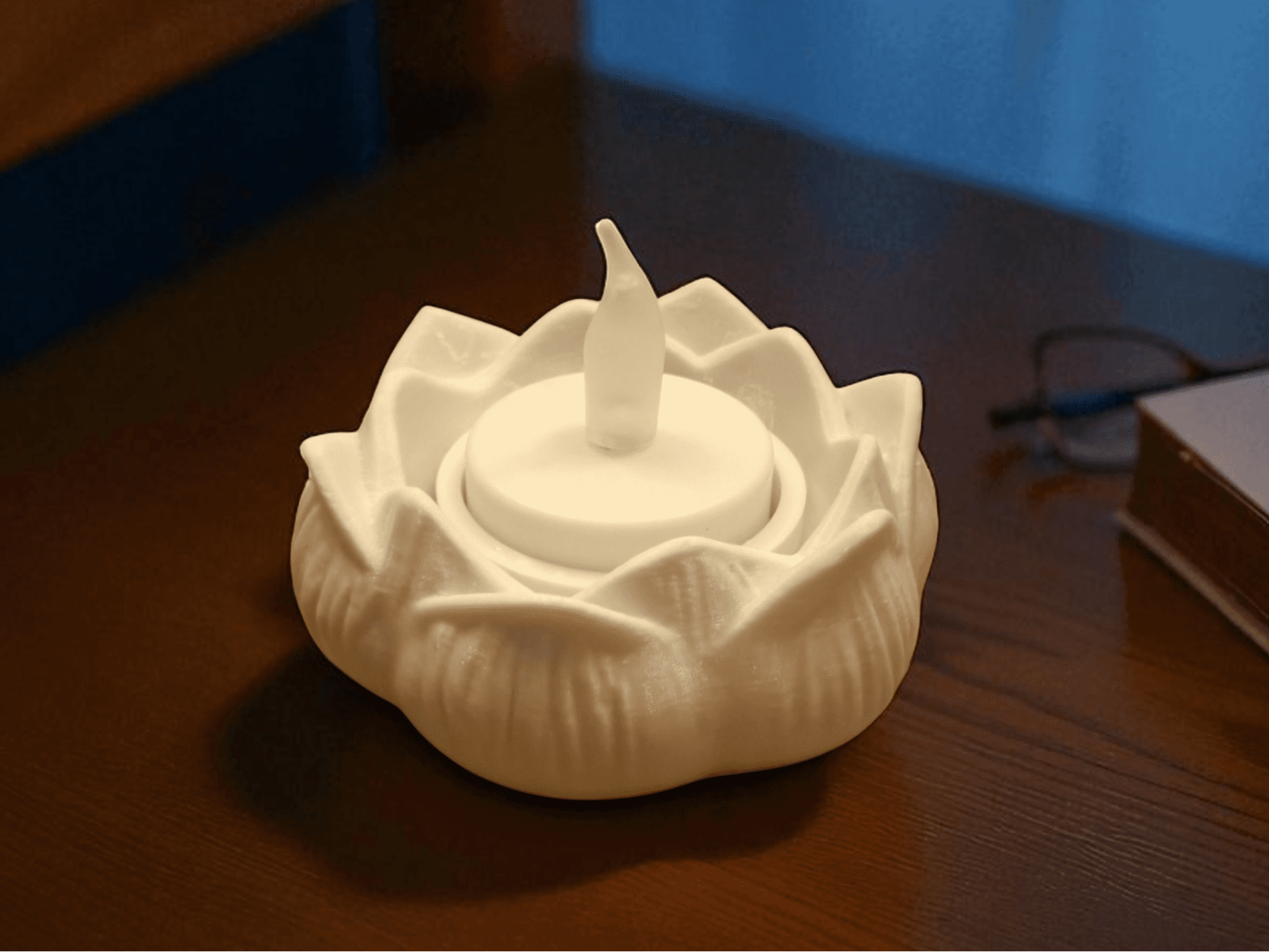 Lotos LED Tealight Holder
