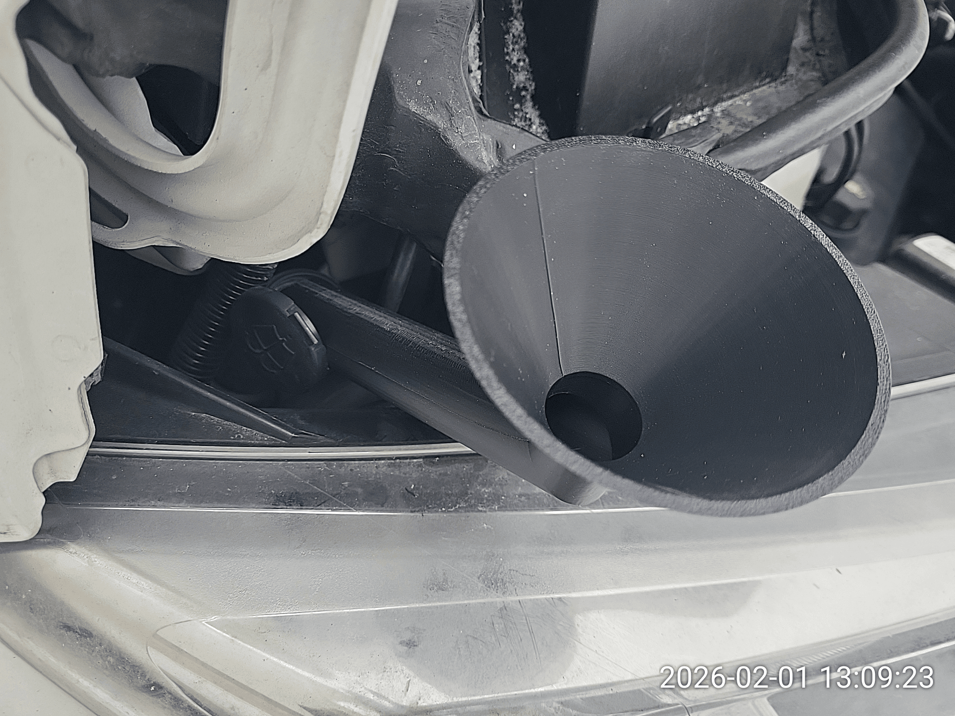 Fiat Ducato (& others) Windshield fluid funnel 2.0