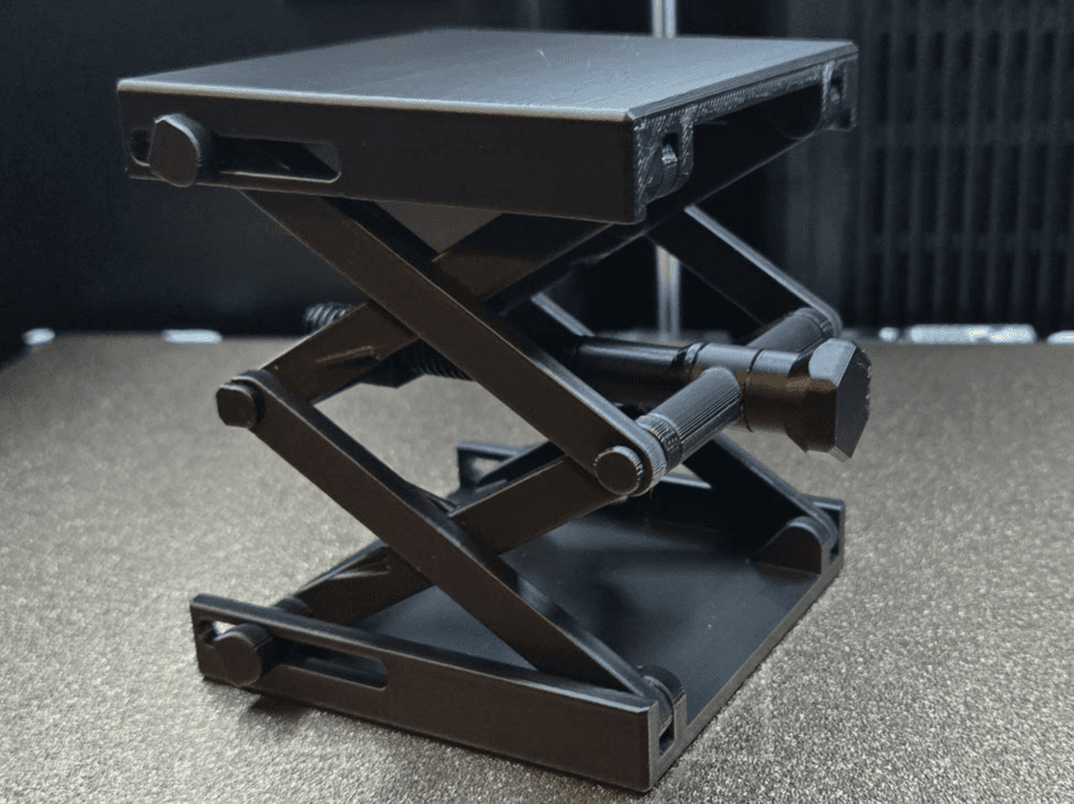 Lab Jack (Print in Place)