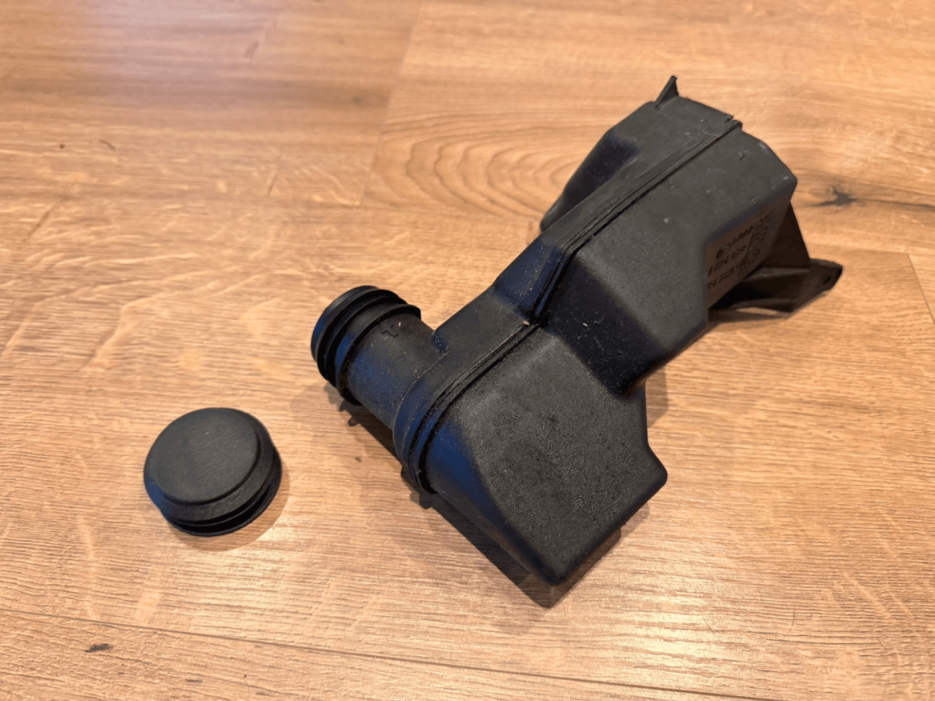 BMW E39 528i Blindstopfen Absorber