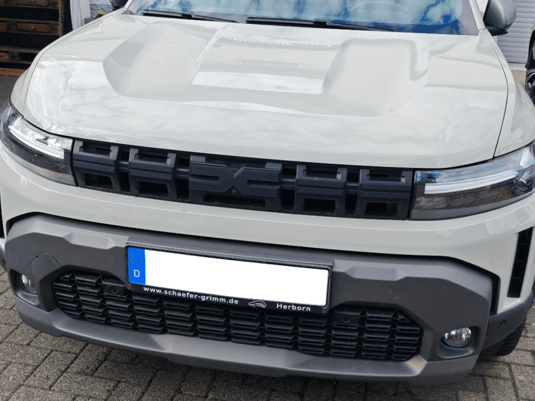 Dacia Duster 3 / Bigster Front Logo Abdeckung