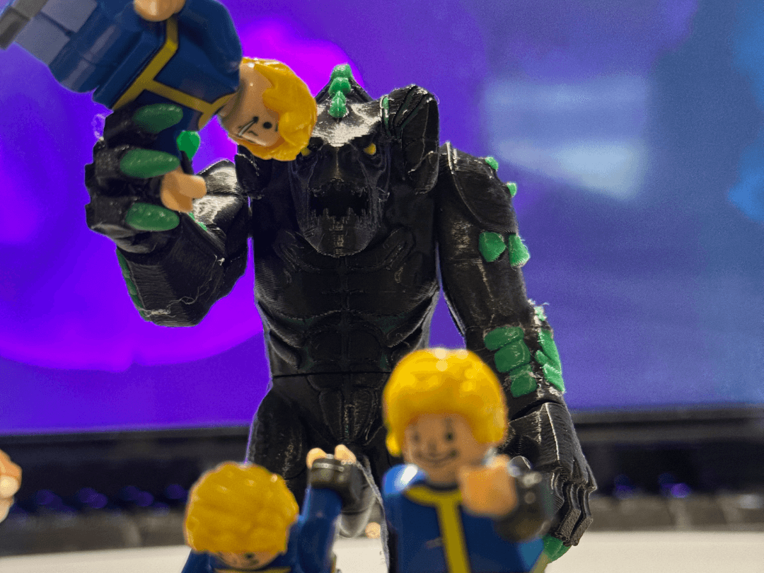 Deathclaw Glowing - Wasteland Bricks