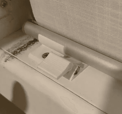 snap fit press release blind holder