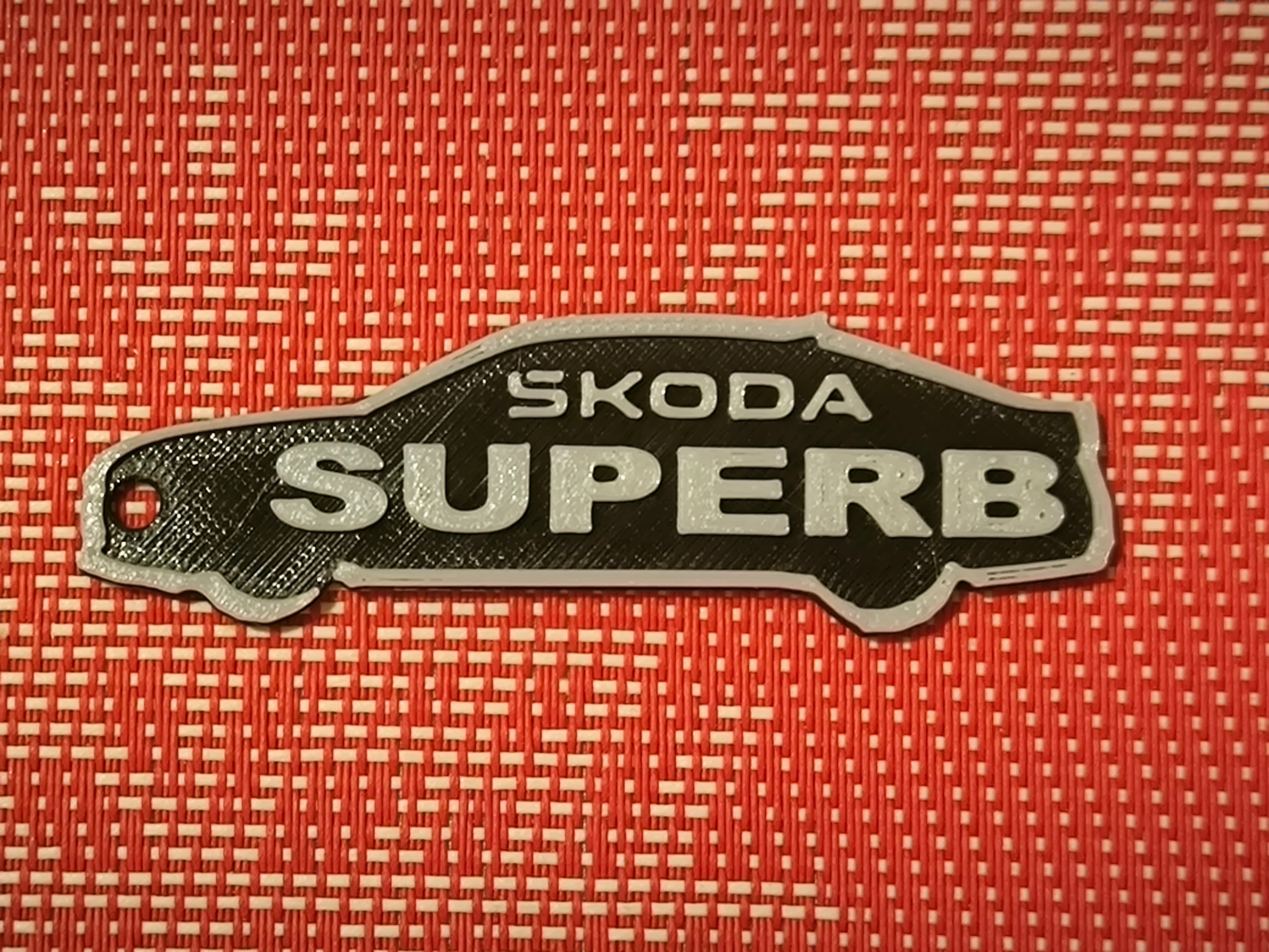 klíčenka ŠKODA SUPERB sedan
