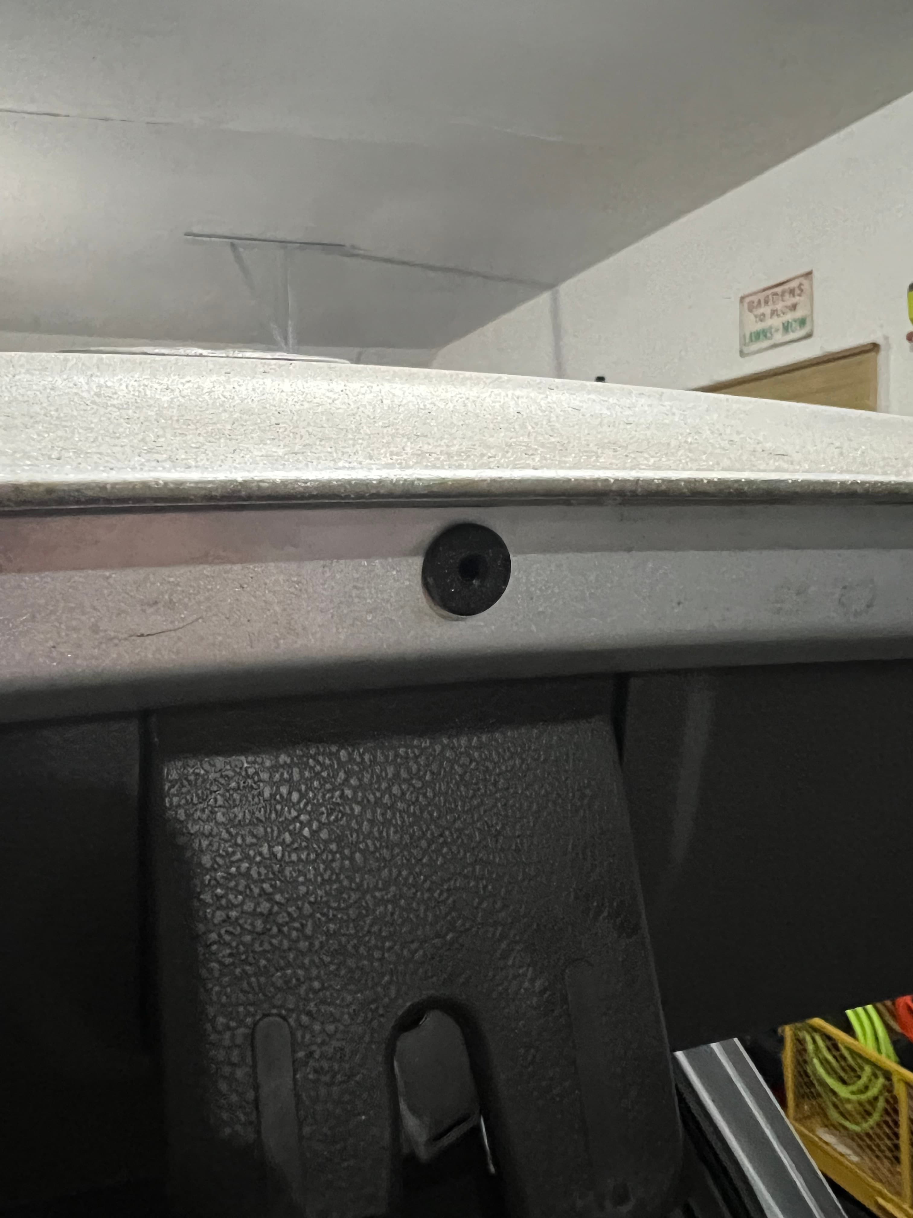 MK7 VW Hatch Drainer