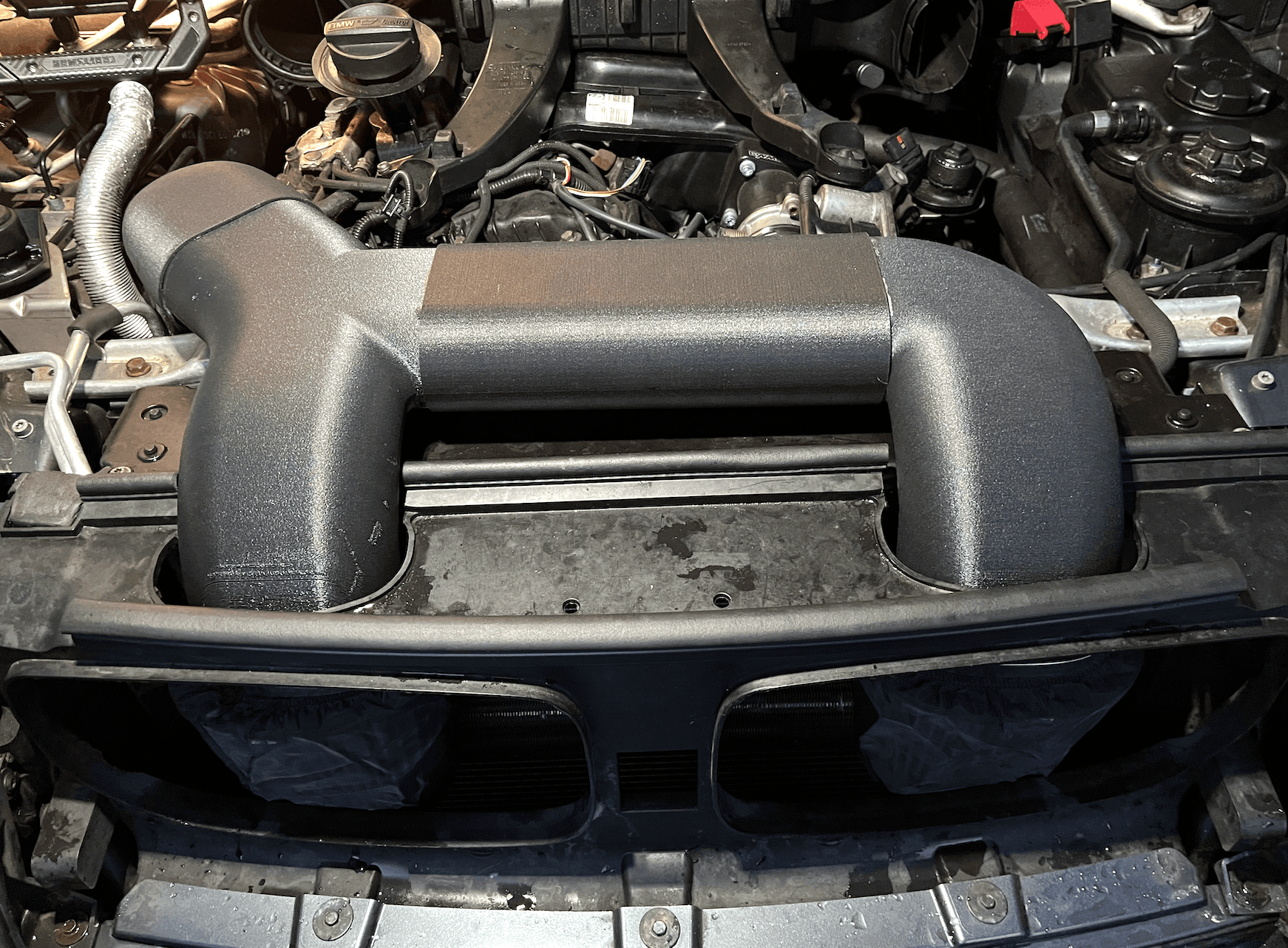 2009-2013 BMW X5 Dual Air Intake for Diesel M57 Turbo Inlet