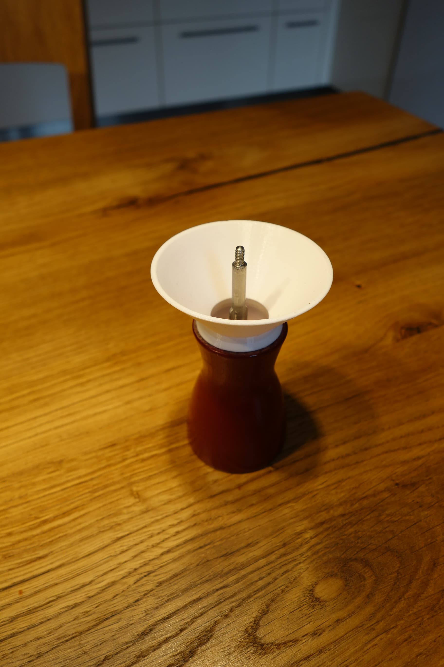 Salt grinder funnel - Nasypka pro mlynek
