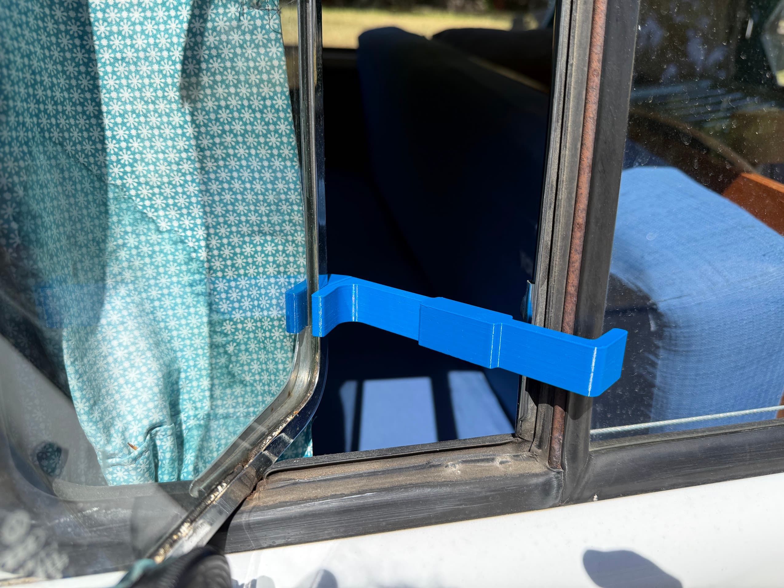 Vent Buddy - VW T2 Vent Window Prop