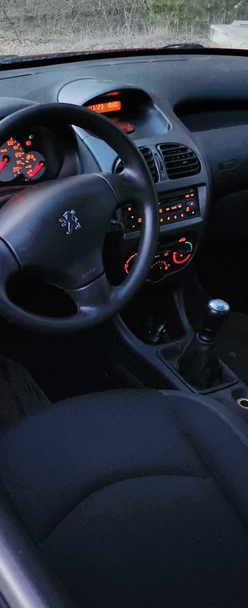 Peugot 206 cup holder