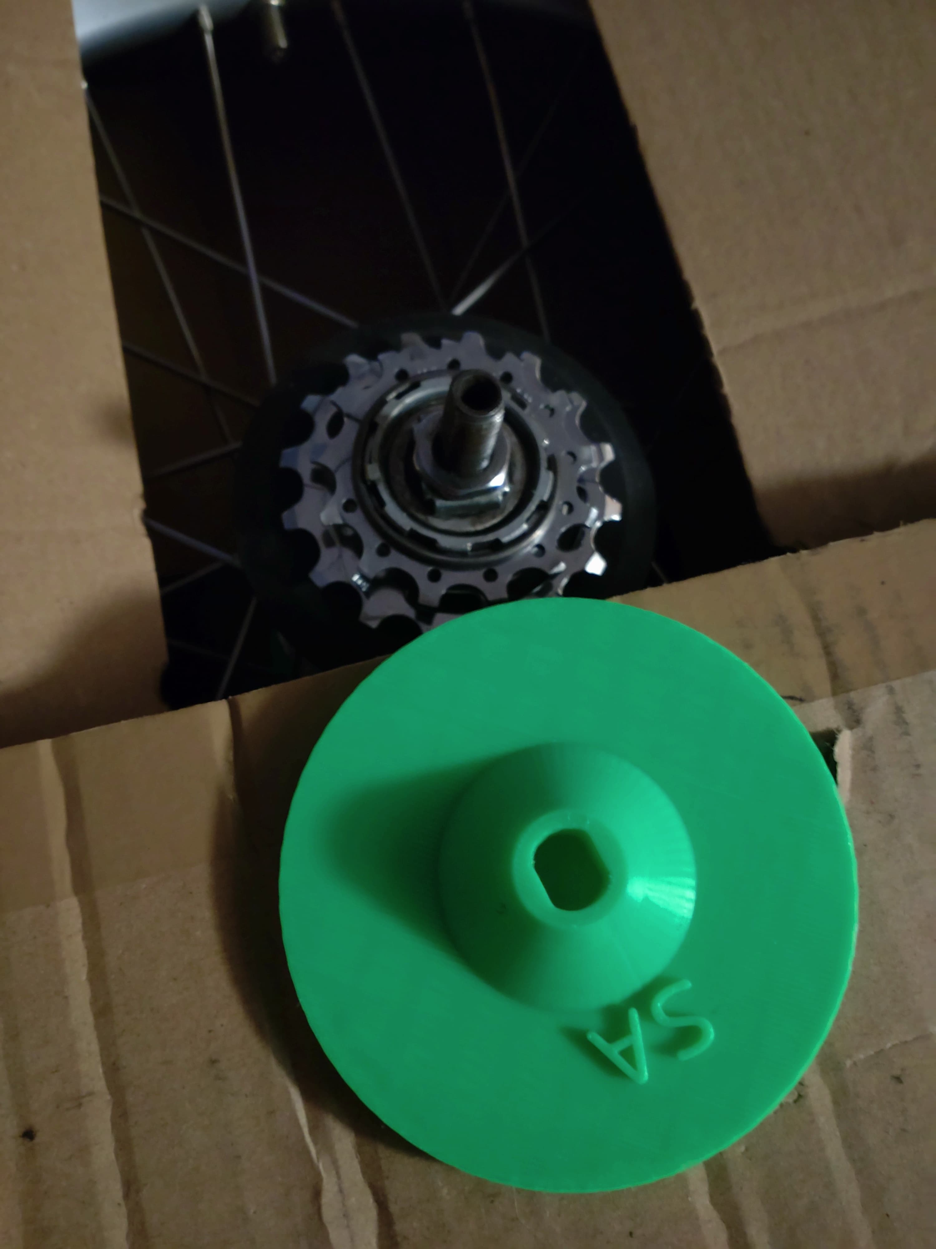 Axle end cover/protector for Sturmey-Archer/Shimano Nexus/Sram internal gear hub