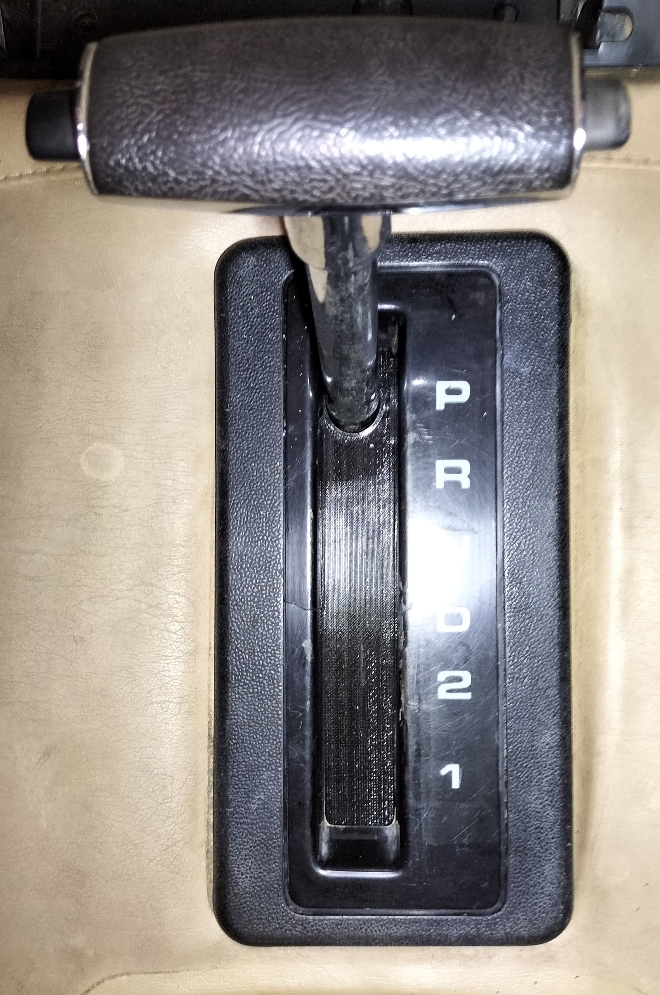 Ford Falcon XD/XE/XF Automatic Transmission Rail Slot Cover