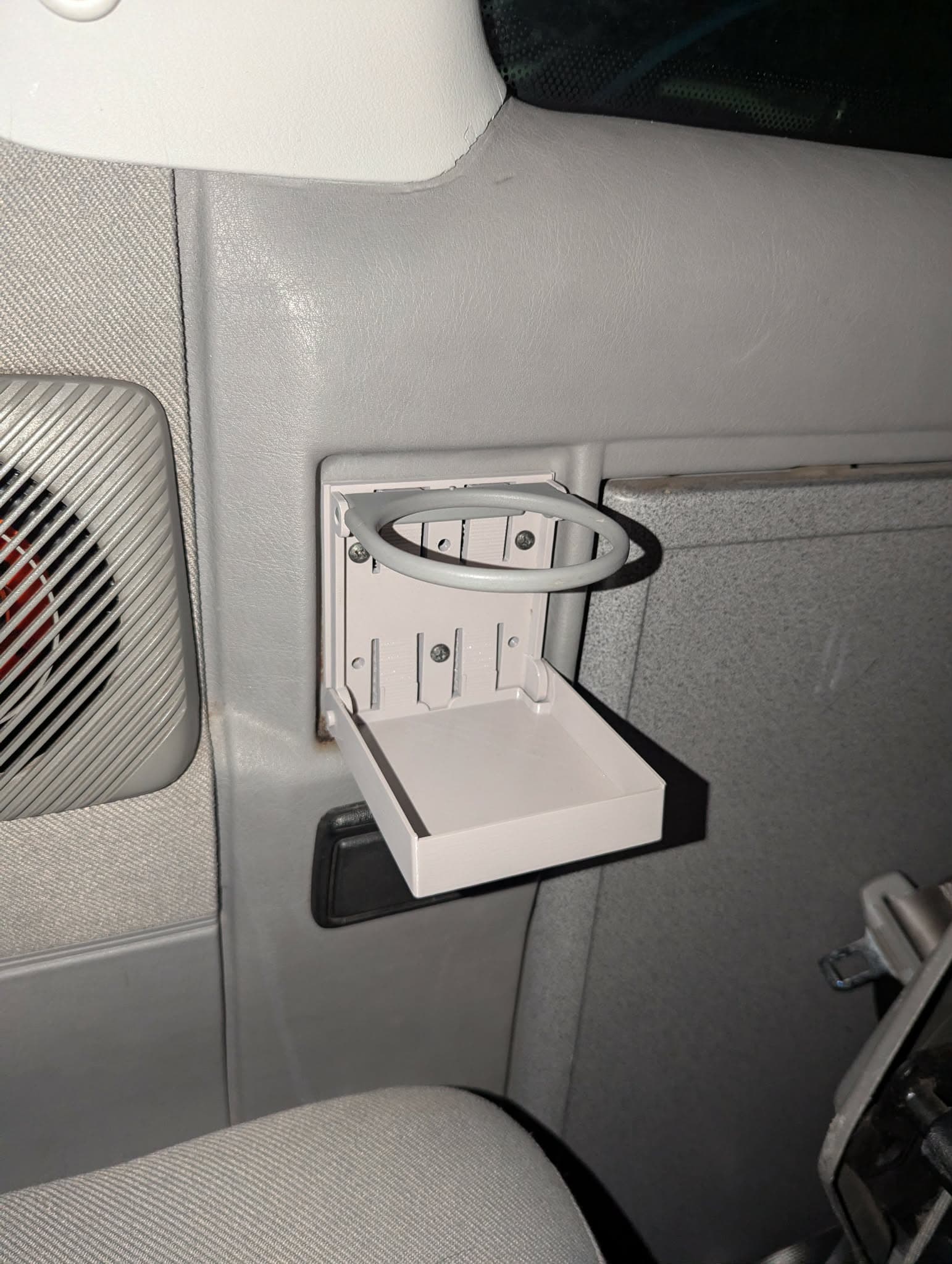 Car Cup holder universal (VW Multivan T4 replacement)