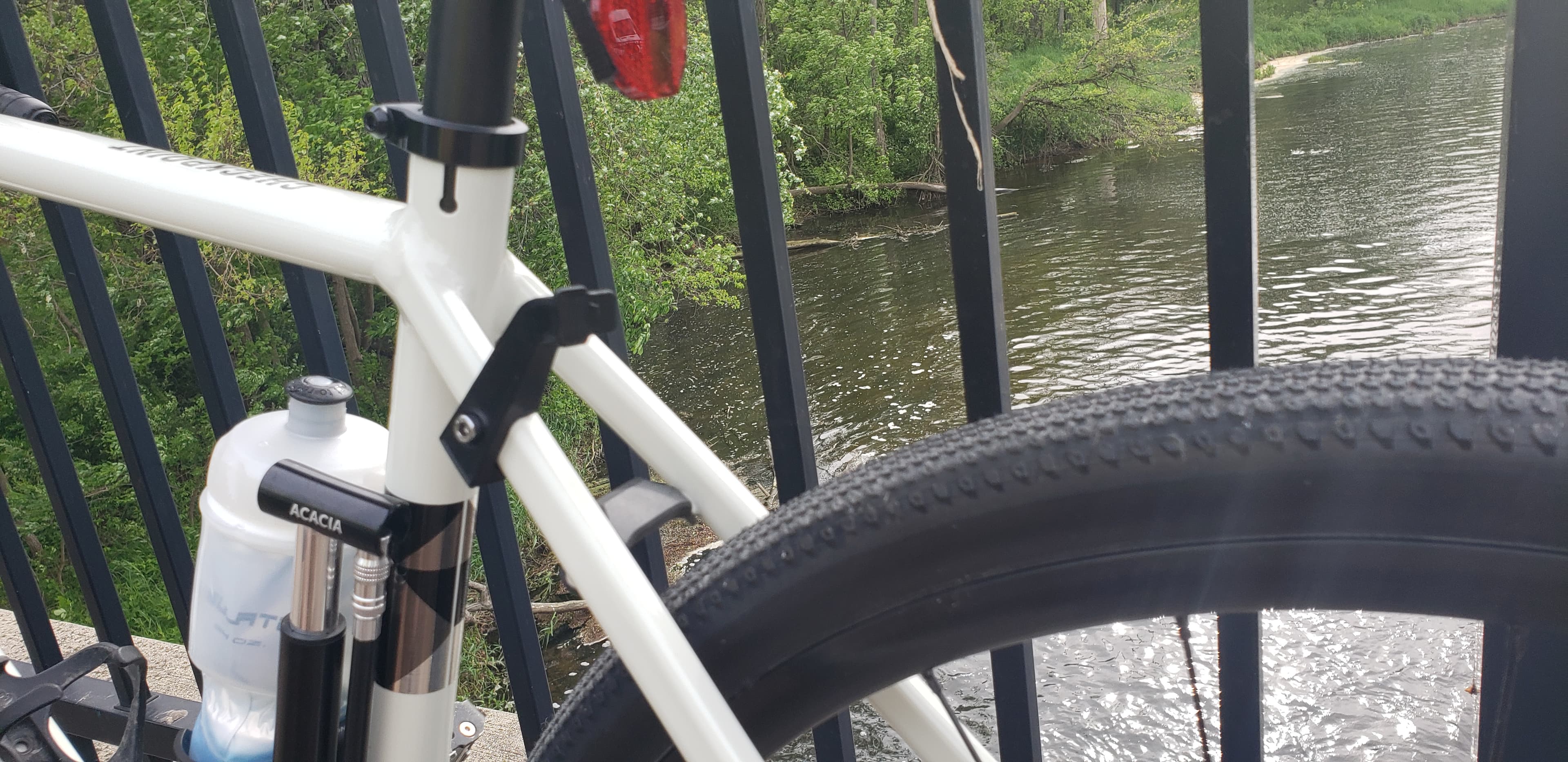 Seatstay Mount for Bontrager Flare R City Tail Light on Trek Checkpoint (Second Generation 2022+)