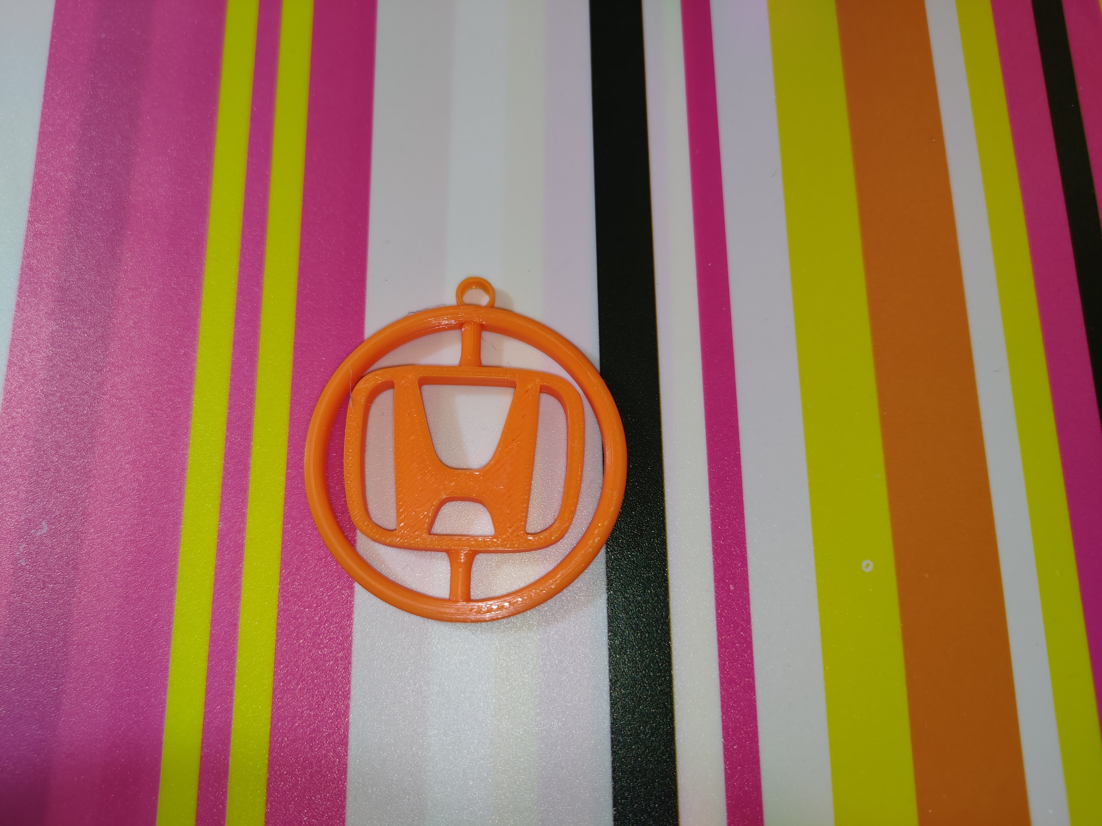 Honda logo moving keychain