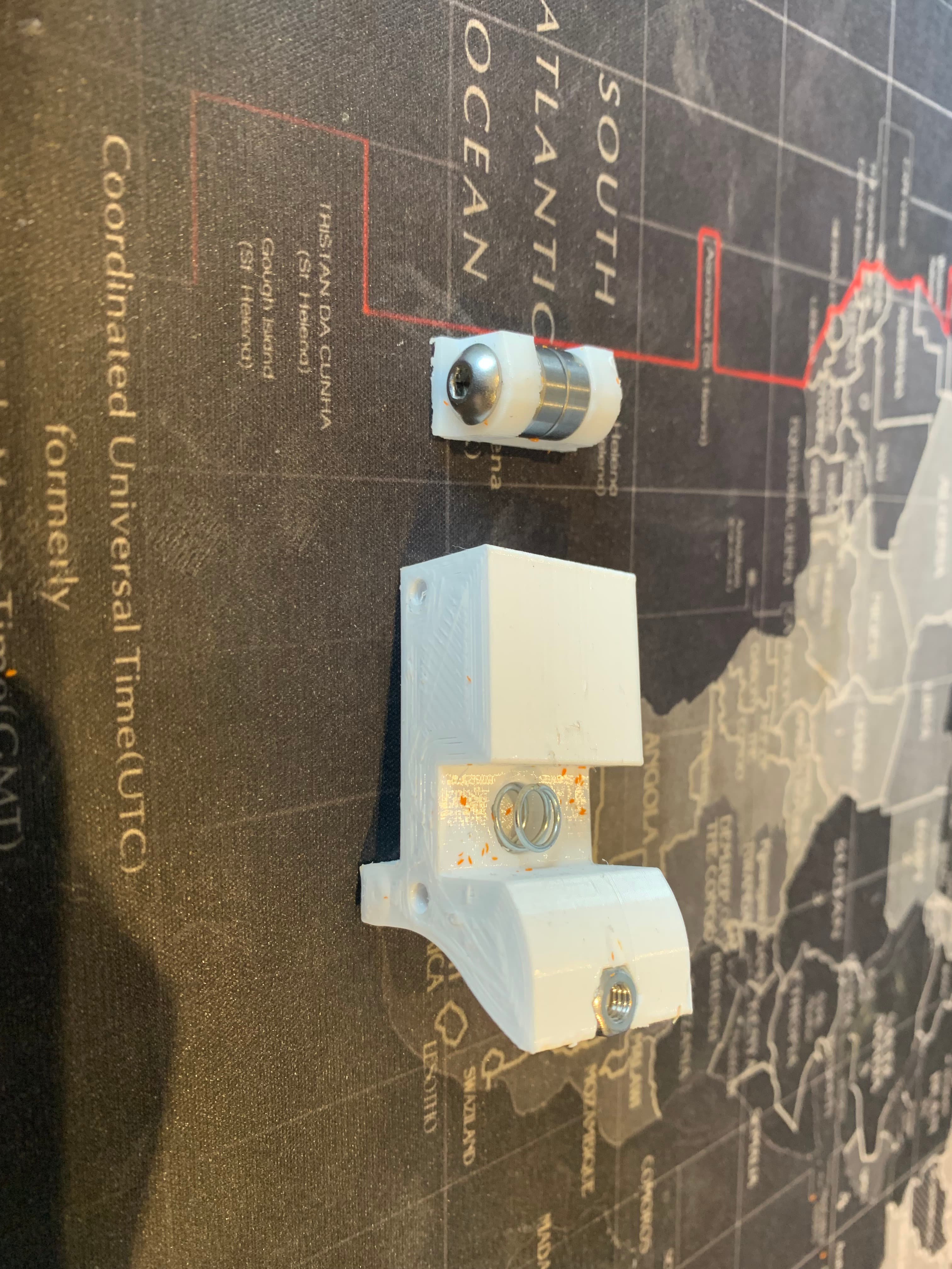 Self feeding open source filament pelletizer improvement of spacer B