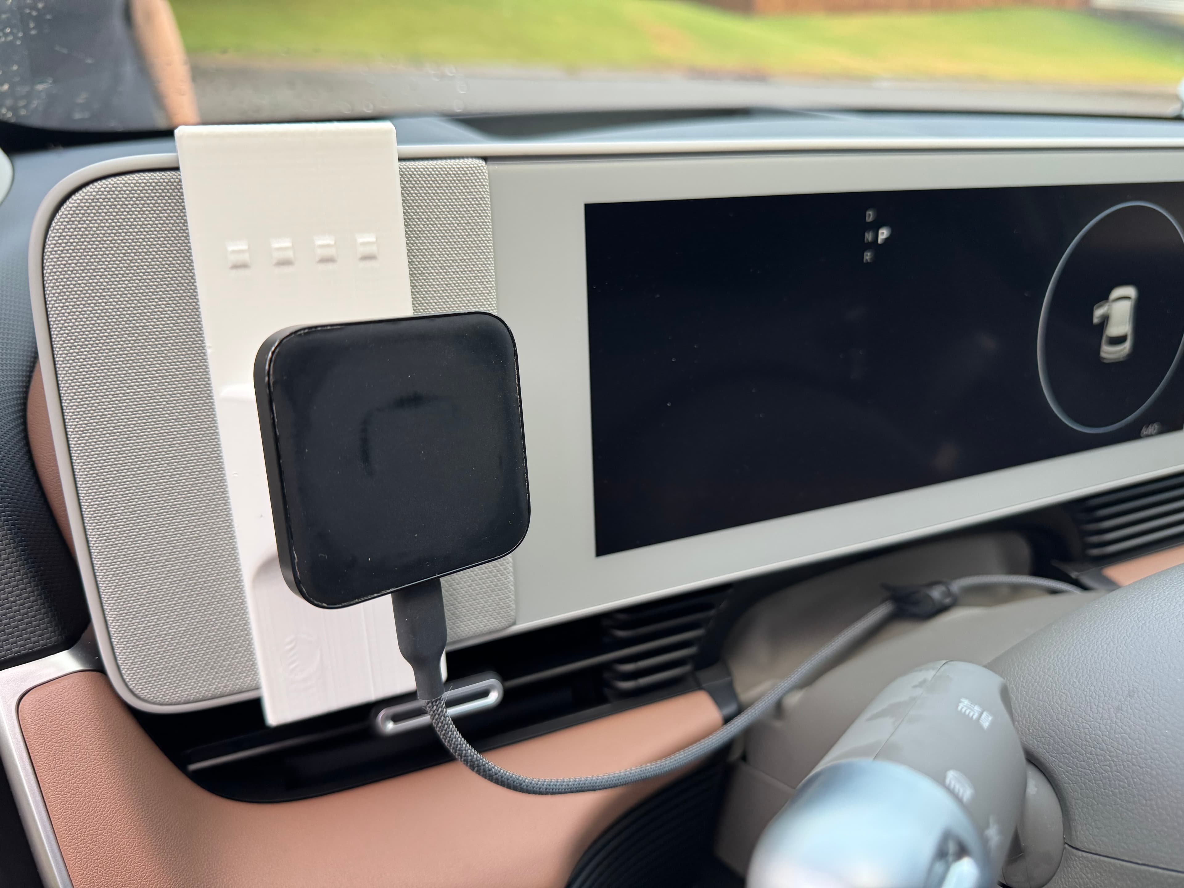 IONIQ 5 Mount for Peak Design Mobile Slimlink Car Mount