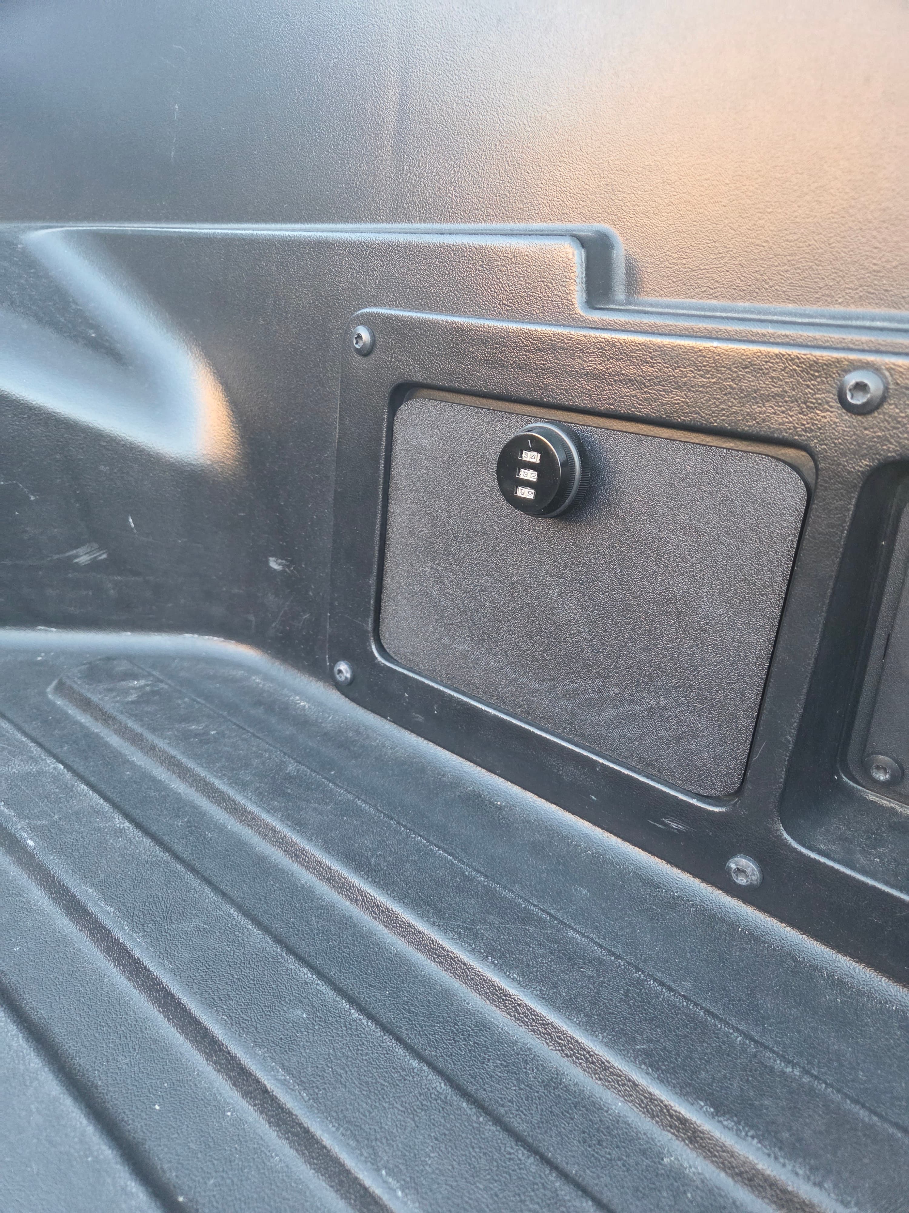Truck Bed Compartment Door for Tacoma 05-23'